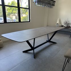 Modrest Dining Table 