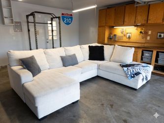 Free Delivery! Beige Tan Light Brown Sectional Couch Sofa Chaise Foot Rest Ottoman Ashley Furniture
