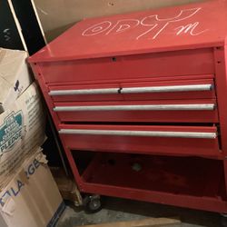 Red 5 Drawer Tool Chest Preowned Condition Selling As Is