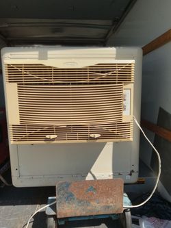 Industrial swamp cooler