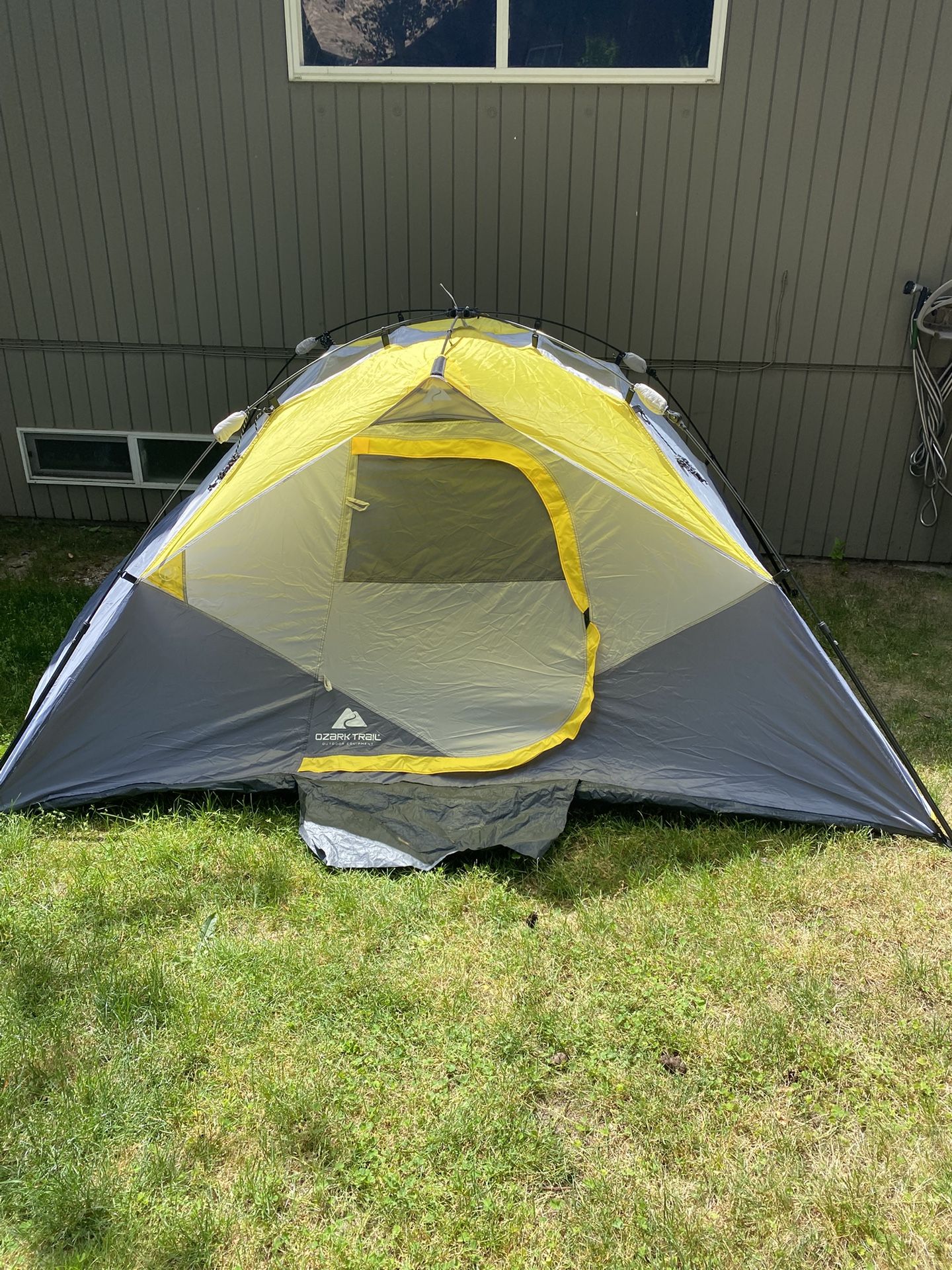 ⛺ Ozark Trail 4-Person Instant Dome Tent – Fast Setup | 8x7ft 🏕️
