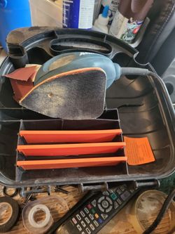 Sander Mouse with many sandpaper attachments, runs excellent, E MESA