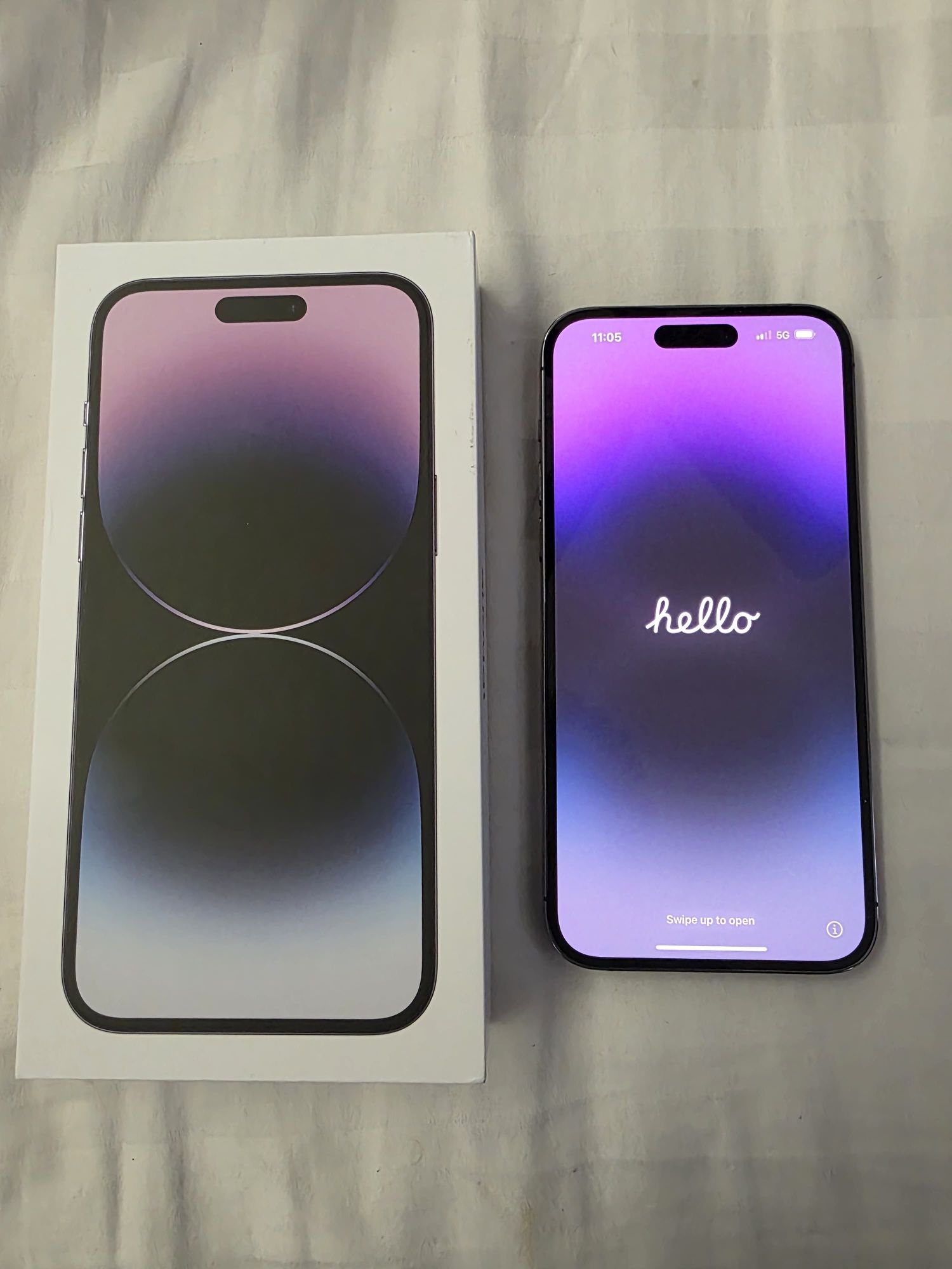 UNLOCKED NEW APPLE IPHONE 14 PRO MAX 256 GB & APPLE WATCH SERIES 7