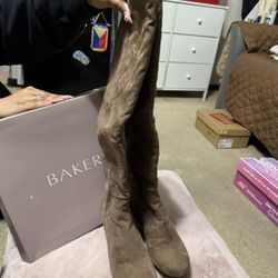 High Wedge Boots Brown / Size 6.5