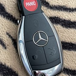 Mercedes Benz C300 Smart Key Remote OEM NEW!