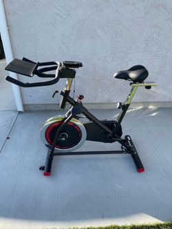 Jeroto Stationary Bike