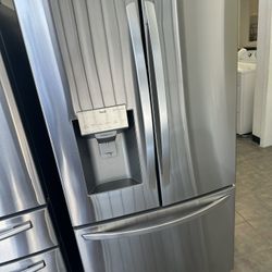 2021 Model 3 Doors Refrigerator 