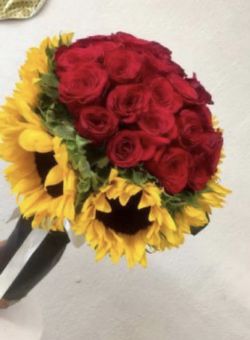 🌹 roses/sunflowers 🌻❤️rosas/flores