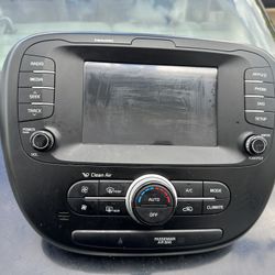 2018 Kia Soul Radio, And Air Conditioning Control