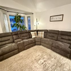 Old Cannery 6pc Gladiator Sky Power Sectional