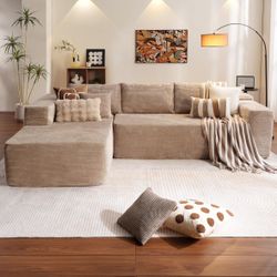 Sectional / Couch / Sofa 