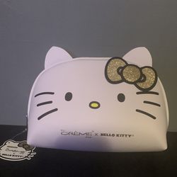 The Crème Shop x Hello Kitty golden icon Make Up Bag 