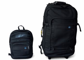 Eagle Creek Wheeled Bag (28”)  With Detachable Backpack