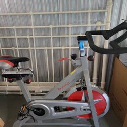 Sunny Health And Fitness  stationary bike