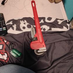 Pipe Wrench 