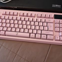 Wireless Game Keyboard 
