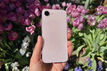 iPhone 17e brand new in box