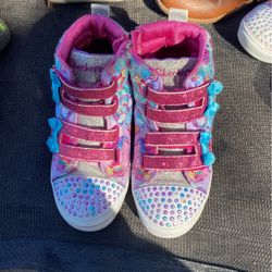 Girl Skechers Size 12 $3