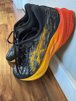 ASICS Novablast 3
