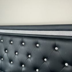 Queen Headboard/rails