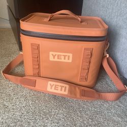 Yeti Hopper Flip 18 Soft Cooler High Desert Clay