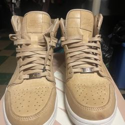 Air Jordan 1 Pinacale Size 9.5