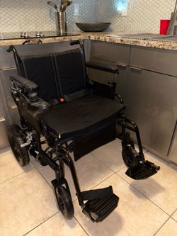 DRIVE Medical Cirrus Folding Electric Wheelch