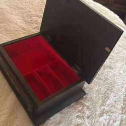 Vintage 1950's Japan Larch wood Jewelry Valet Box, Bronze Medallion & Embossed Patterns, Red Lining, 8.5"X 6", 