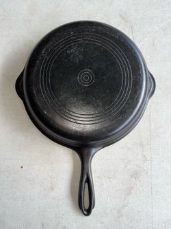 Wagner Ware Cast Iron Bulls Eye Double Skillet Hinged Lid Only