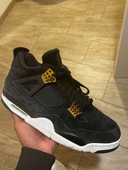 Jordan 4 Royalty