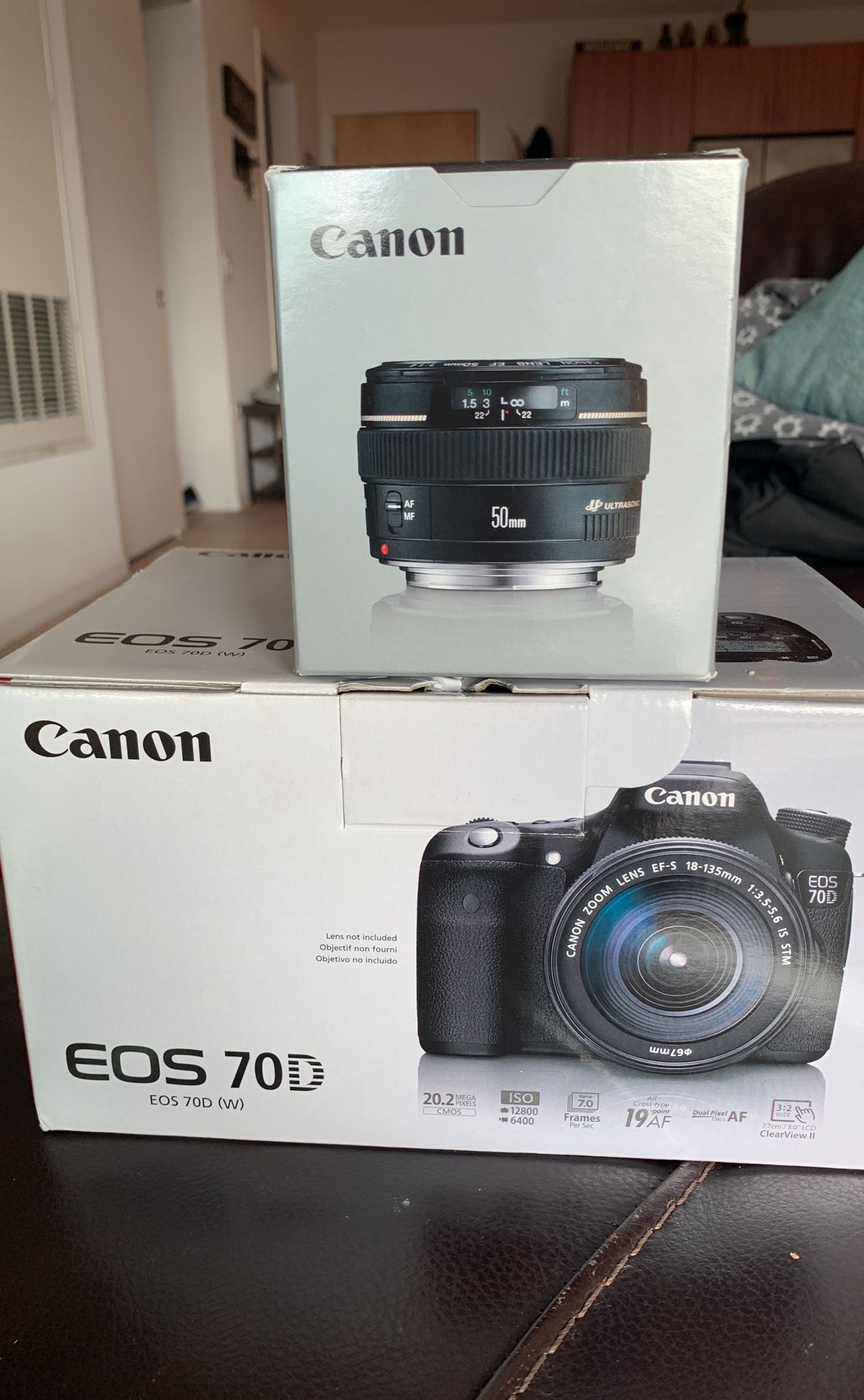 Brand new Canon EOS 70D with 50mm lens