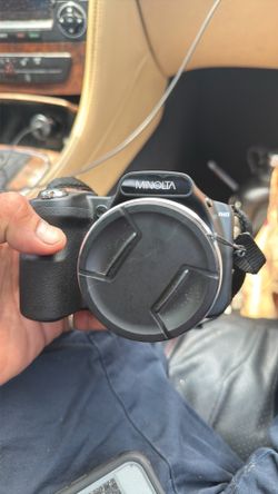 MN35Z Minolta camera