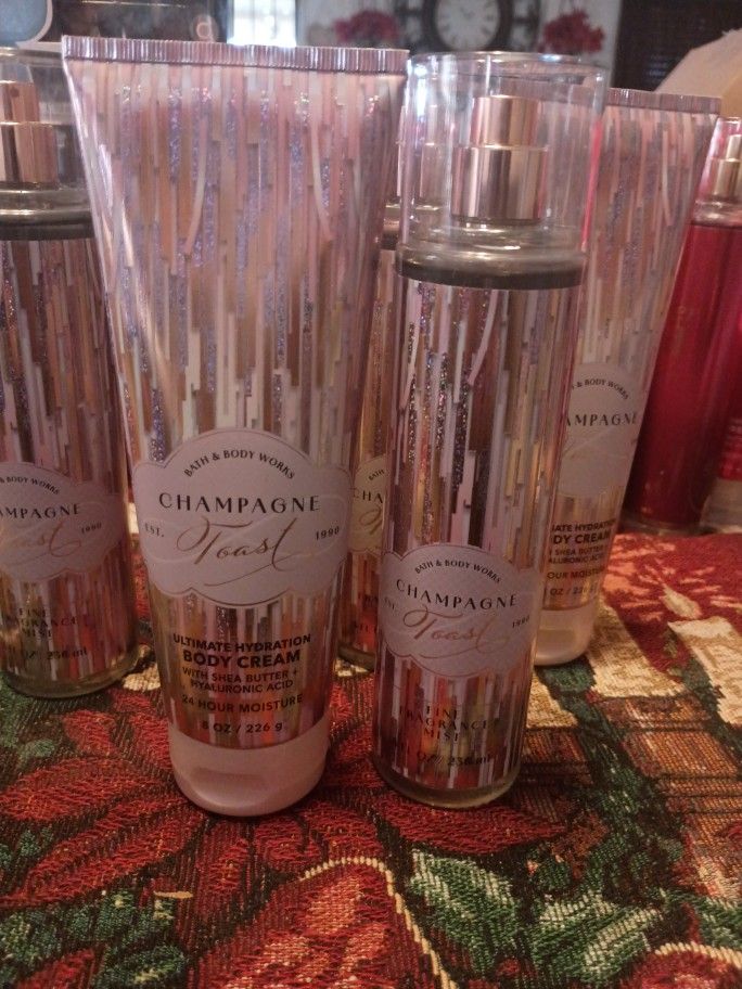 Bath And Body Works Champagne Toast 2 PCs. Set $16.00
