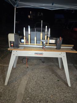 Ridgid wood lathe with chisels