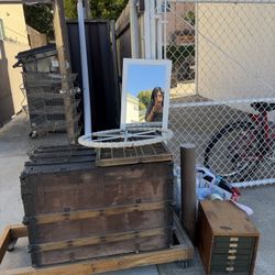 Free Stuff Lamps Treadmill (works)