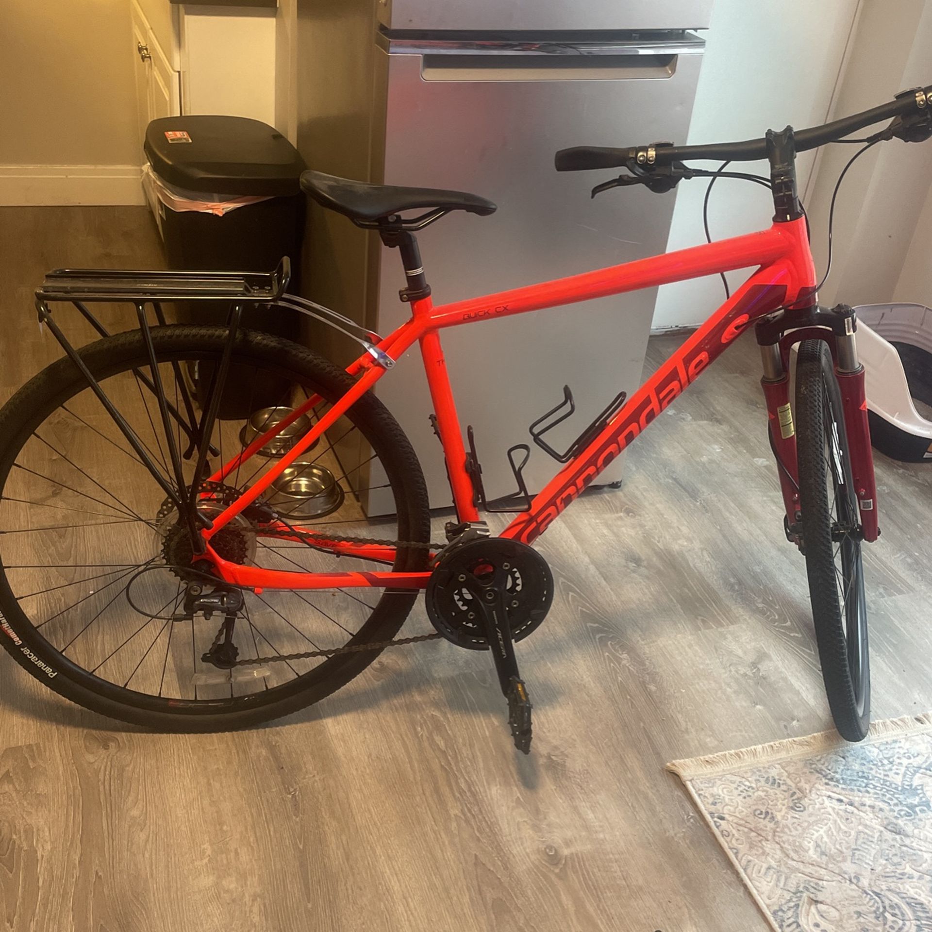 Cannondale Large Red Mountain Bike