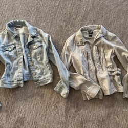 Womens / Teens Fall Jackets Size Small 50$ For Both 