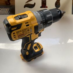  DEWALT 20V MAX XR Cordless Brushless 1/2 in. Drill/Driver