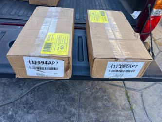 New us pair Weights 40 pound canopy Weight set of 2 asking $70 for set the 2 boxes thanks