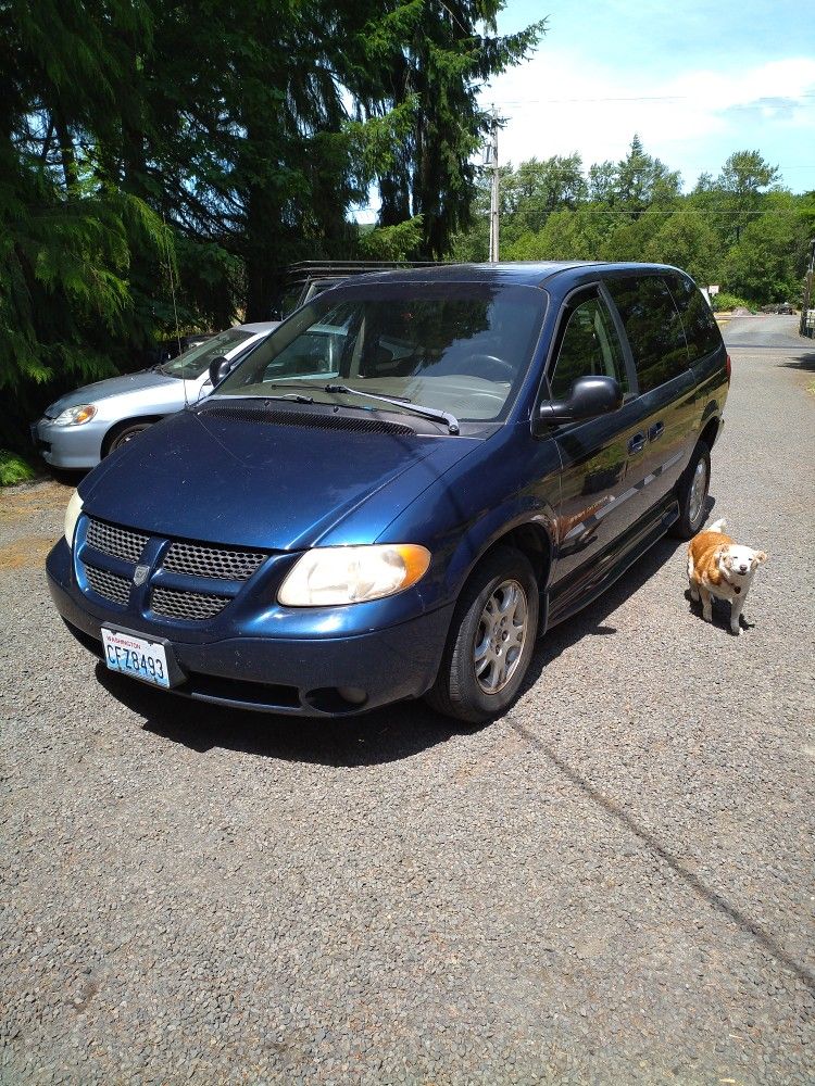 2003 Dodge Caravan