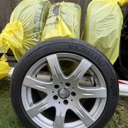 Mercedes Benz OEM 17 Tires And rims Set W140