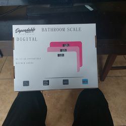 Digital Bathroom Scale 