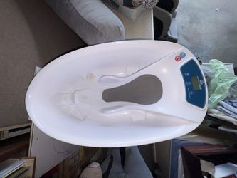 AquaScale 3-in-1 Digital Baby Tub
