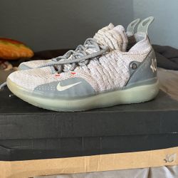 Kd 11 “CoolGrey”