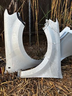 2007-2011 Ford Escape White Fenders -PARTS