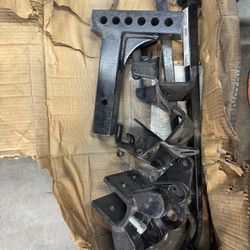 Draw Tite Weight Distribution Hitch 12,000 Lbs Max Trailer And 800 Lbs Tongue 