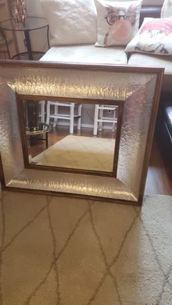 Wall mirror