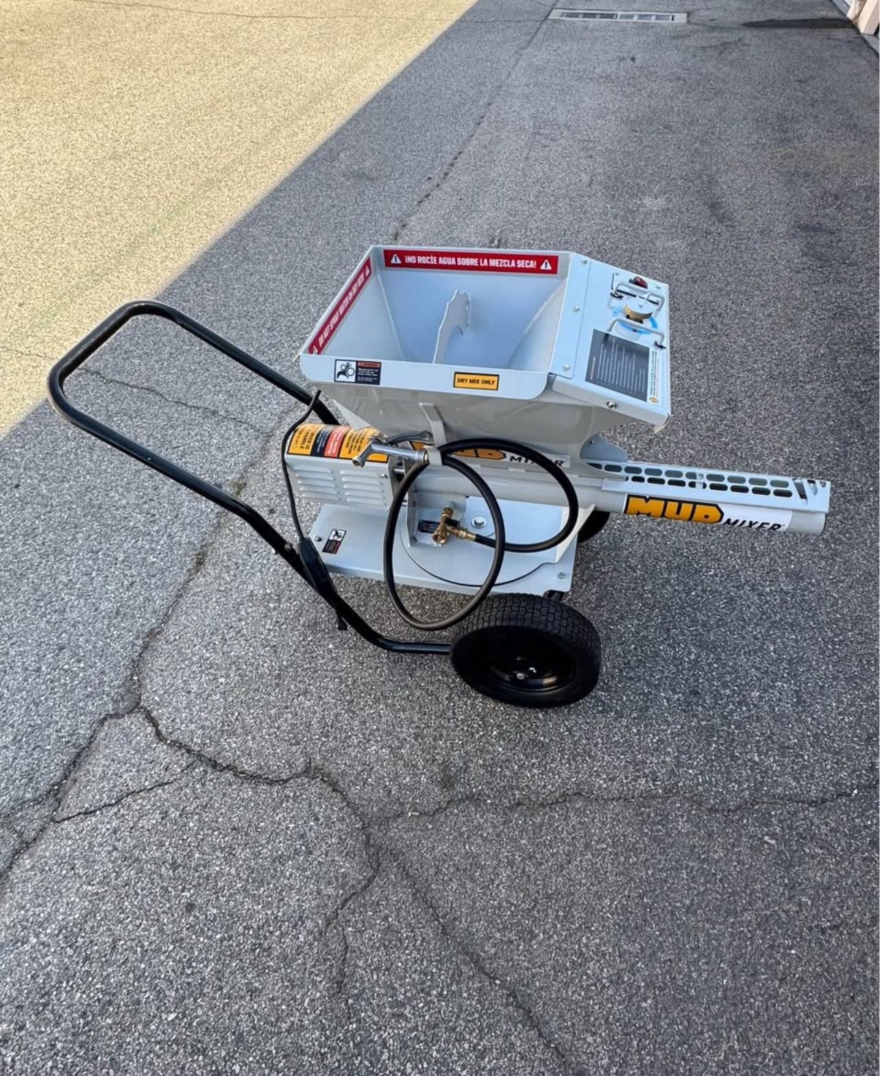 MUDMIXER Continuous Feed Portable Electric Concrete, Cement and Mortar Mixer
