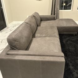 Leather Sectional  sofa Chaise