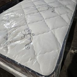 Brand New !! Full Size  $189 __ Mattress And Box Spring 